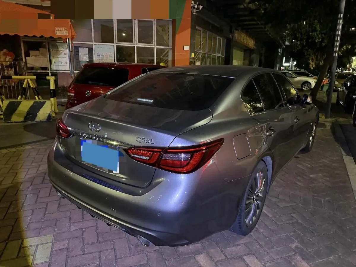 2018 Jeep Grand Commander 2.0T 265HP L4 9AT,autocango,china used car exporter,china ev exporter,chinese used car exporter,chinese used ev exporter