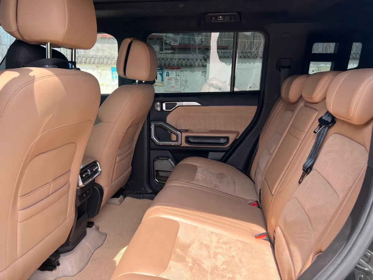 2024 Jetour Traveller 2.0T 254HP L4 7DCT,autocango,china used car exporter,china ev exporter,chinese used car exporter,chinese used ev exporter