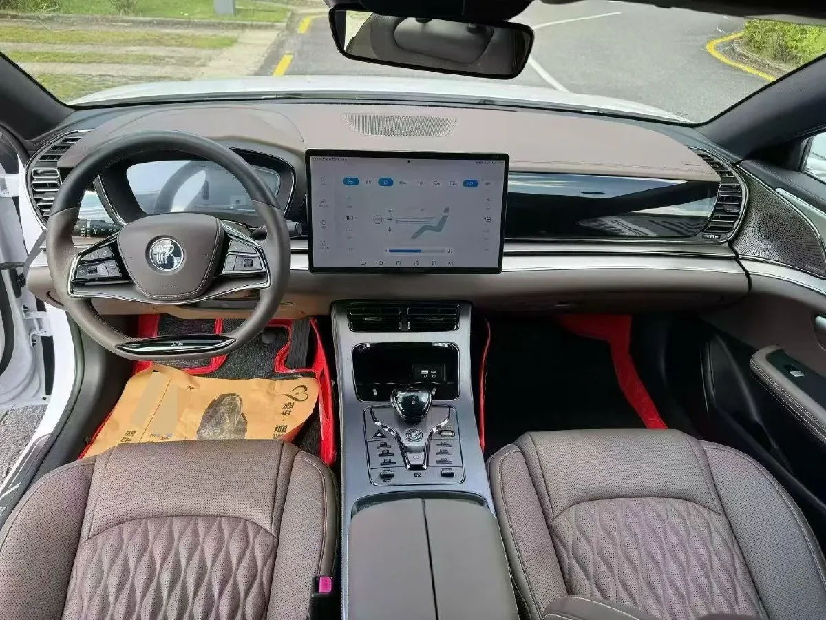 2023 BYD Han 1.5T 139HP L4 E-CVT PHEV 18.316KWH,autocango,china used car exporter,china ev exporter,chinese used car exporter,chinese used ev exporter