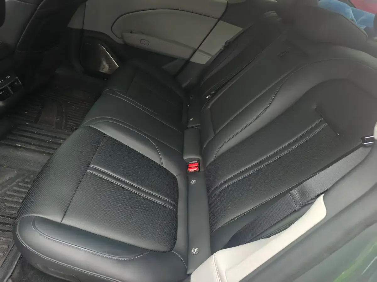 2024 Zeekr 007 BEV 75KWH,autocango,china used car exporter,china ev exporter,chinese used car exporter,chinese used ev exporter