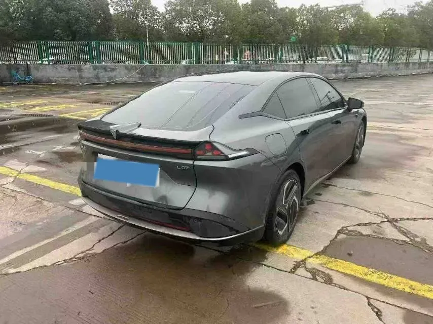 2025 Deepal L07 BEV 56.12KWH,autocango,china used car exporter,china ev exporter,chinese used car exporter,chinese used ev exporter