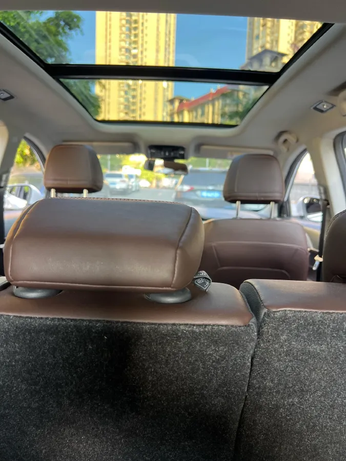 2021 DongFeng Forthing LingZhi Plus 2.0L 133HP L4 6MT,autocango,china used car exporter,china ev exporter,chinese used car exporter,chinese used ev exporter