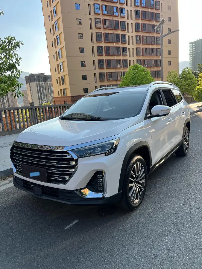 2021 DongFeng Forthing LingZhi Plus 2.0L 133HP L4 6MT,autocango,china used car exporter,china ev exporter,chinese used car exporter,chinese used ev exporter