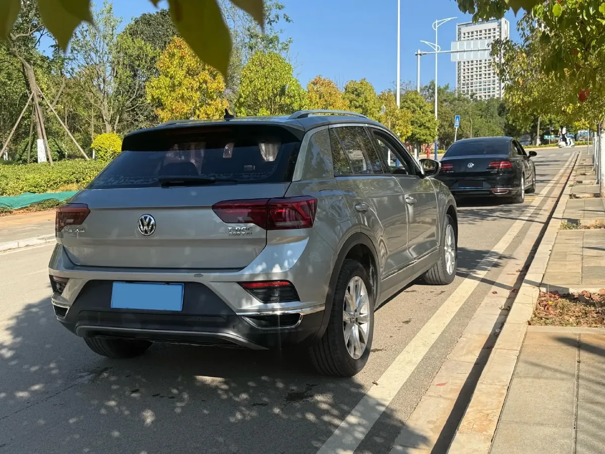 2018 Mitsubishi Eclipse Cross 1.5T 170HP L4 CVT,autocango,china used car exporter,china ev exporter,chinese used car exporter,chinese used ev exporter