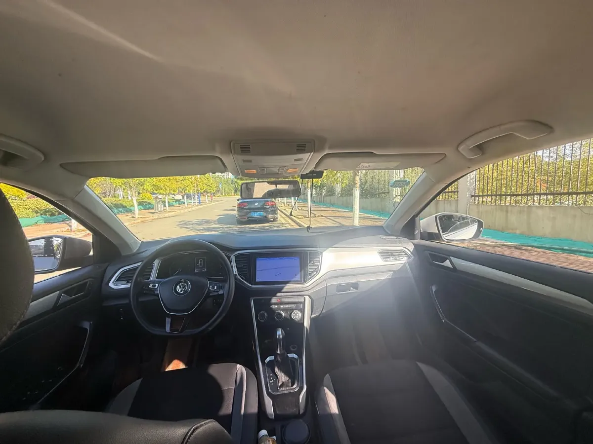 2018 Mitsubishi Eclipse Cross 1.5T 170HP L4 CVT,autocango,china used car exporter,china ev exporter,chinese used car exporter,chinese used ev exporter