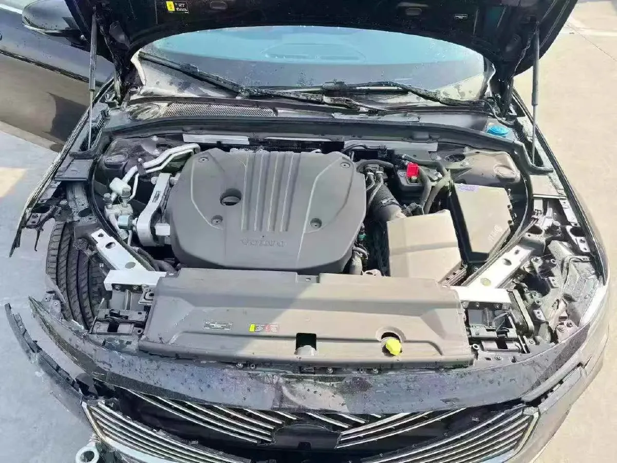 2026 Volvo S90 2.0T 250HP L4 8AT,autocango,china used car exporter,china ev exporter,chinese used car exporter,chinese used ev exporter