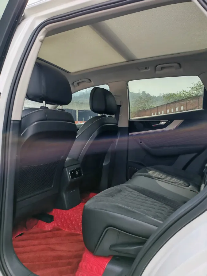 2019 HongQi HS5 2.0T 224HP L4 6AT,autocango,china used car exporter,china ev exporter,chinese used car exporter,chinese used ev exporter