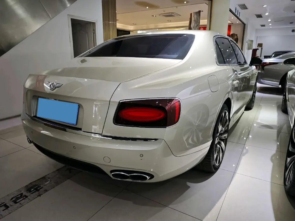 2017 Bentley Flying Spur 4.0T 507HP V8 8AT,autocango,china used car exporter,china ev exporter,chinese used car exporter,chinese used ev exporter