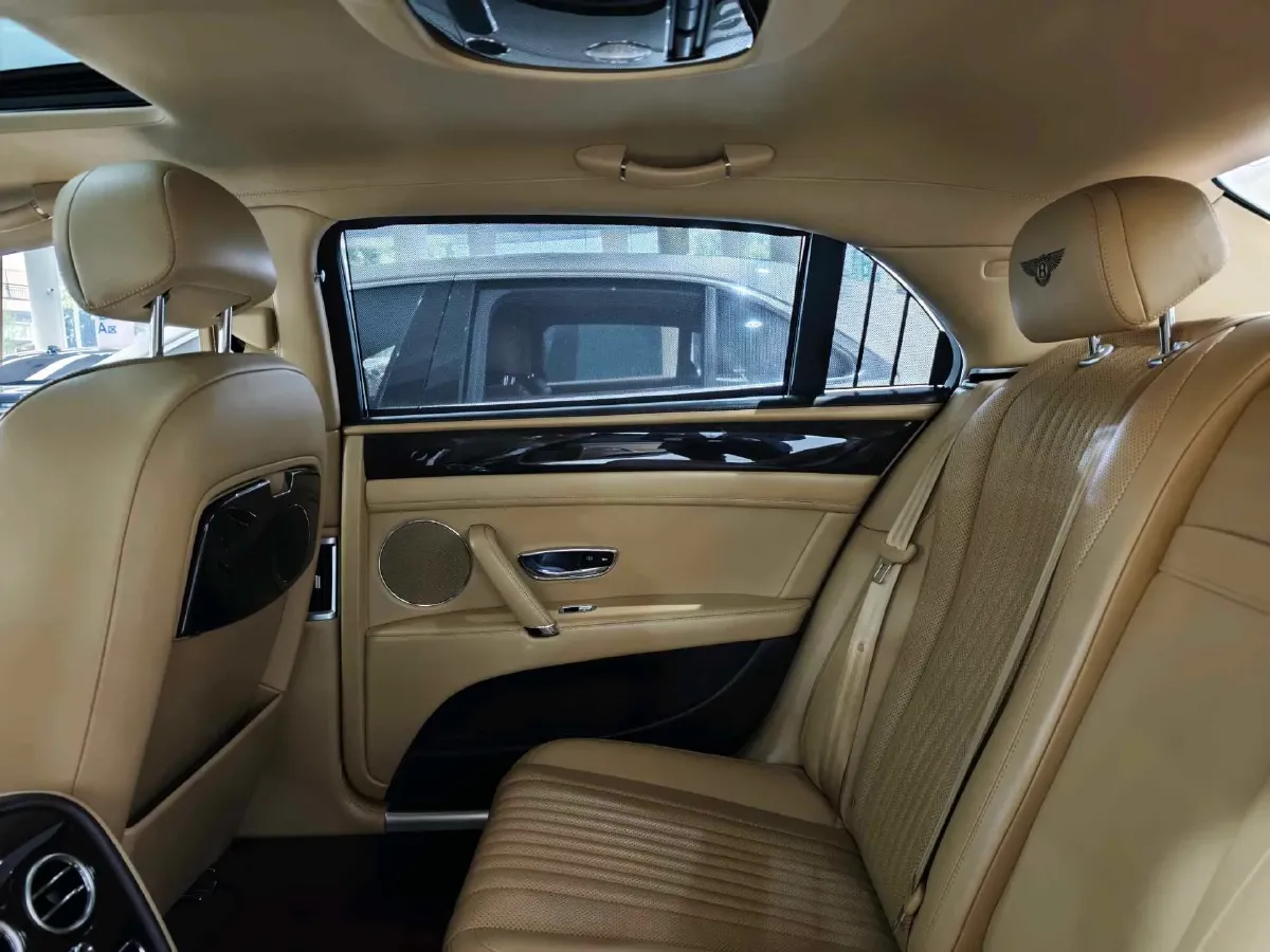 2017 Bentley Flying Spur 4.0T 507HP V8 8AT,autocango,china used car exporter,china ev exporter,chinese used car exporter,chinese used ev exporter