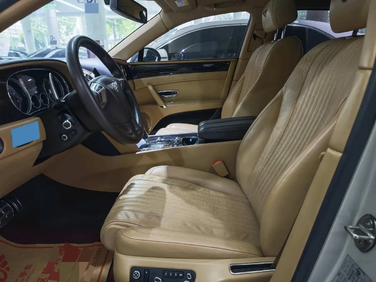 2017 Bentley Flying Spur 4.0T 507HP V8 8AT,autocango,china used car exporter,china ev exporter,chinese used car exporter,chinese used ev exporter