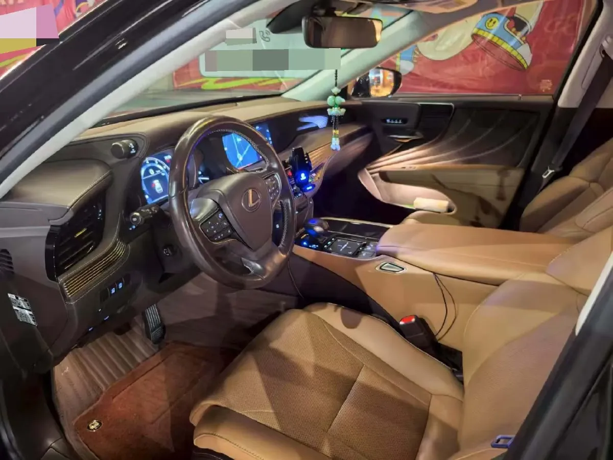 2018 Jaguar XJ 3.0T 340HP V6 8AT,autocango,china used car exporter,china ev exporter,chinese used car exporter,chinese used ev exporter