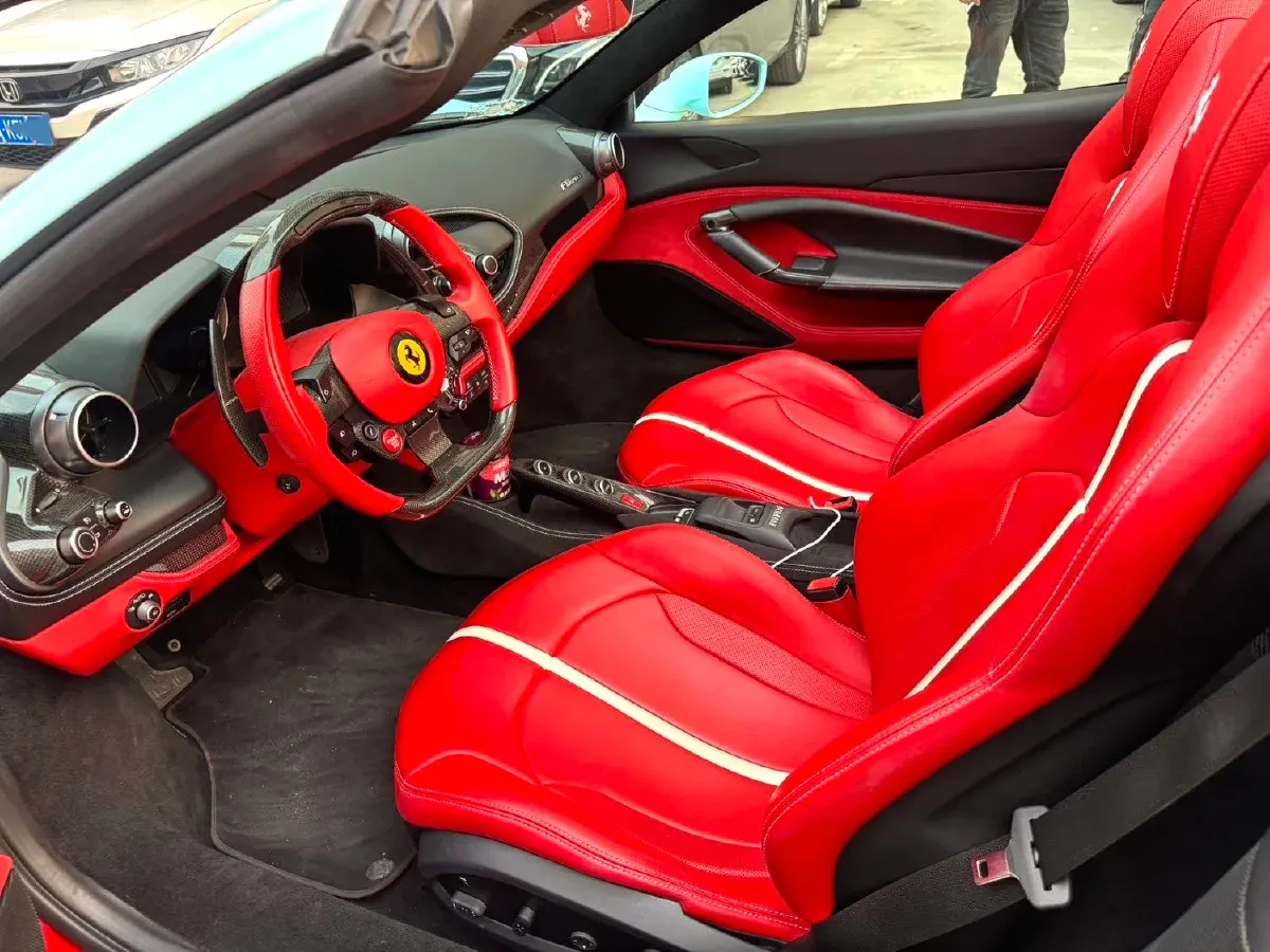 2020 Ferrari F8 3.9T 720HP V8 7DCT,autocango,china used car exporter,china ev exporter,chinese used car exporter,chinese used ev exporter