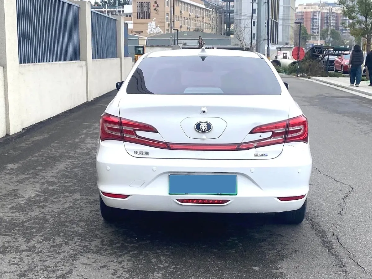 2017 BYD Qin 1.5T 154HP L4 6DCT PHEV 15.2KWH,autocango,china used car exporter,china ev exporter,chinese used car exporter,chinese used ev exporter