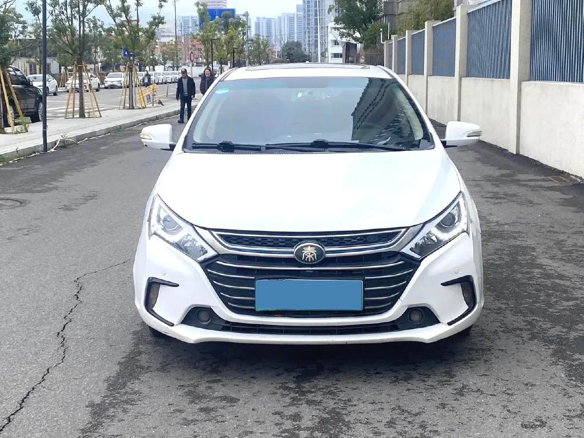2017 BYD Qin 1.5T 154HP L4 6DCT PHEV 15.2KWH,autocango,china used car exporter,china ev exporter,chinese used car exporter,chinese used ev exporter