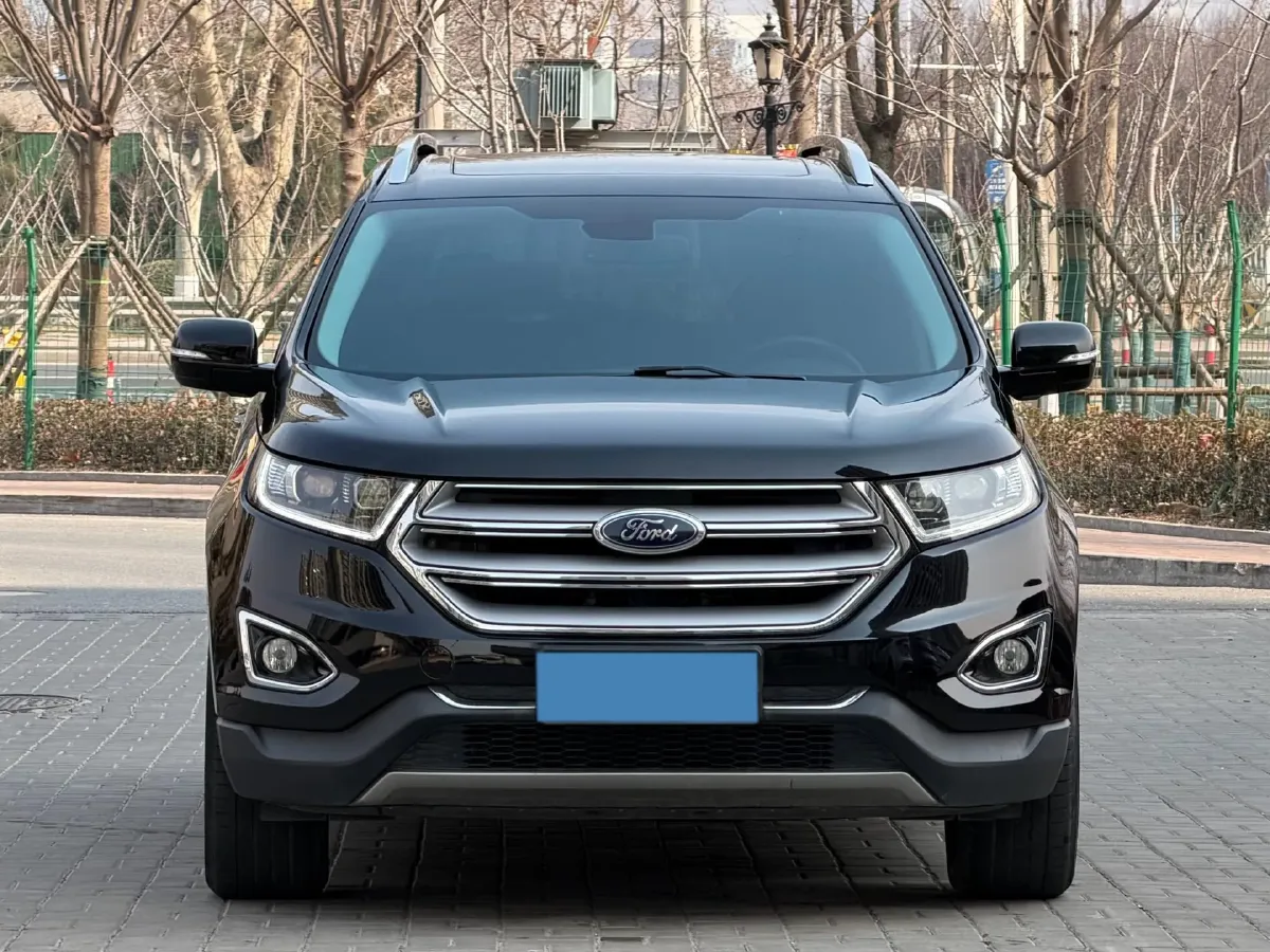 2018 Ford Edge 2.0T 245HP L4 6AT,autocango,china used car exporter,china ev exporter,chinese used car exporter,chinese used ev exporter