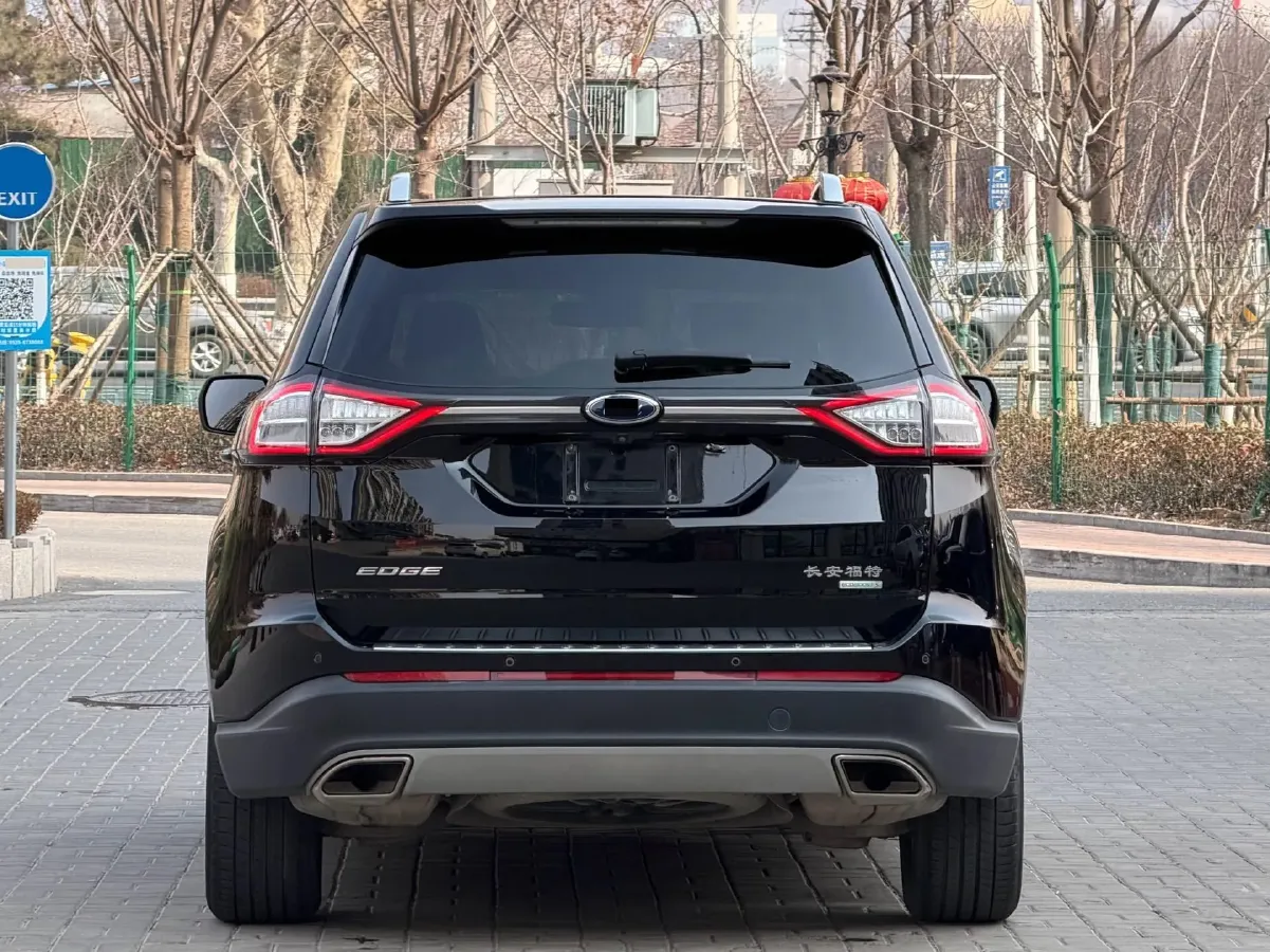 2018 Ford Edge 2.0T 245HP L4 6AT,autocango,china used car exporter,china ev exporter,chinese used car exporter,chinese used ev exporter