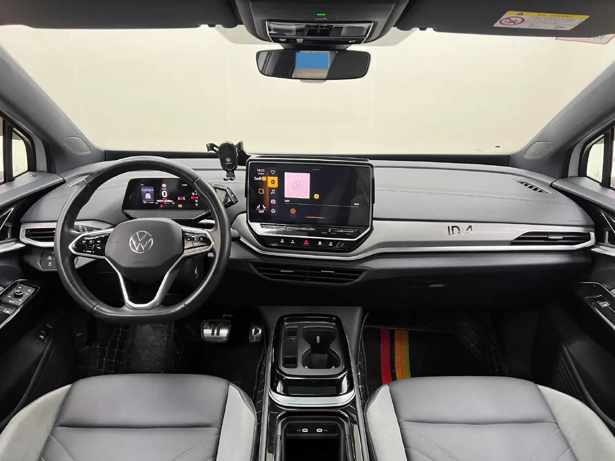 2022 Neta S Range Extended 231HP REEV 43.51KWH,autocango,china used car exporter,china ev exporter,chinese used car exporter,chinese used ev exporter