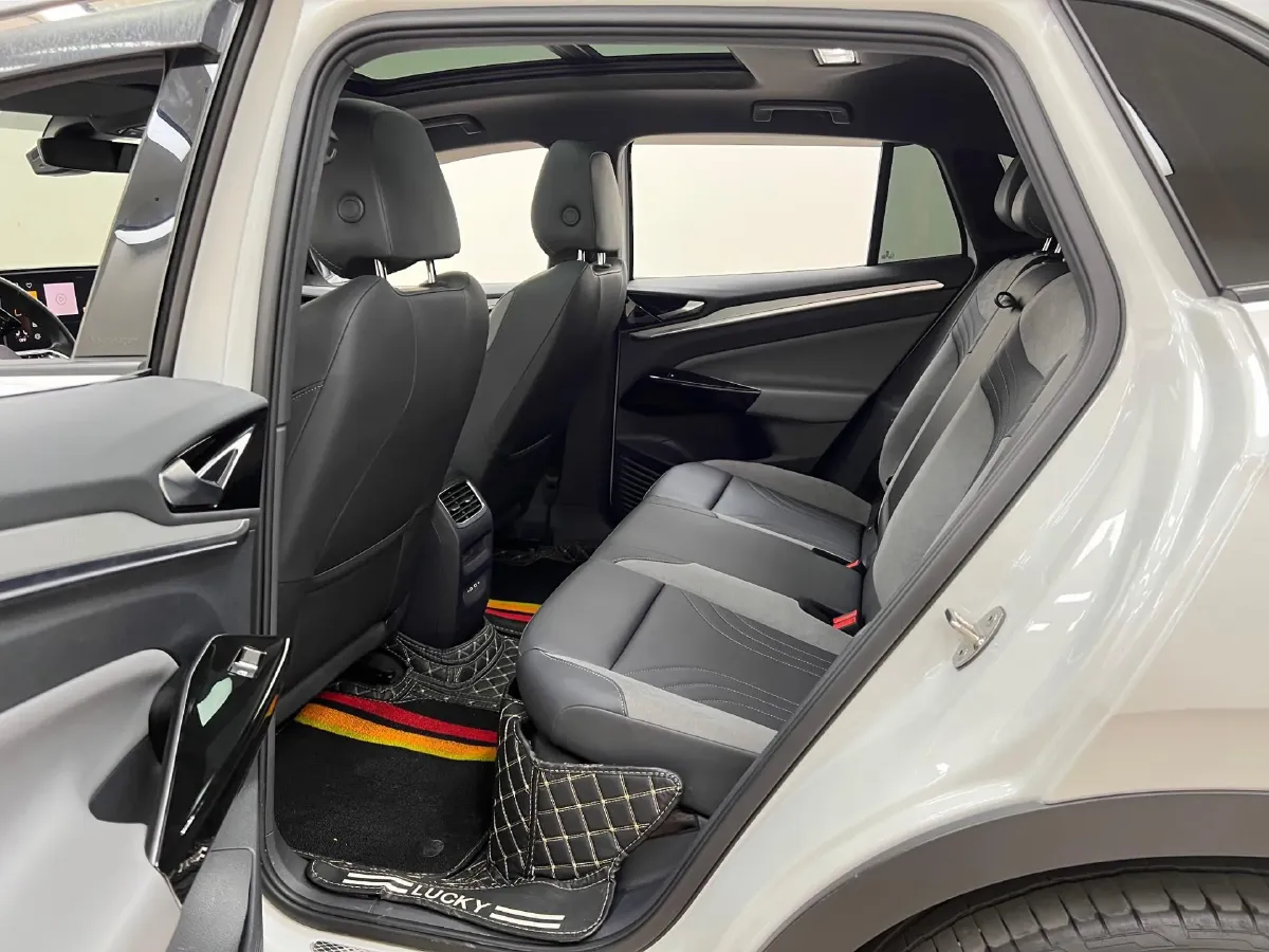 2022 Neta S Range Extended 231HP REEV 43.51KWH,autocango,china used car exporter,china ev exporter,chinese used car exporter,chinese used ev exporter