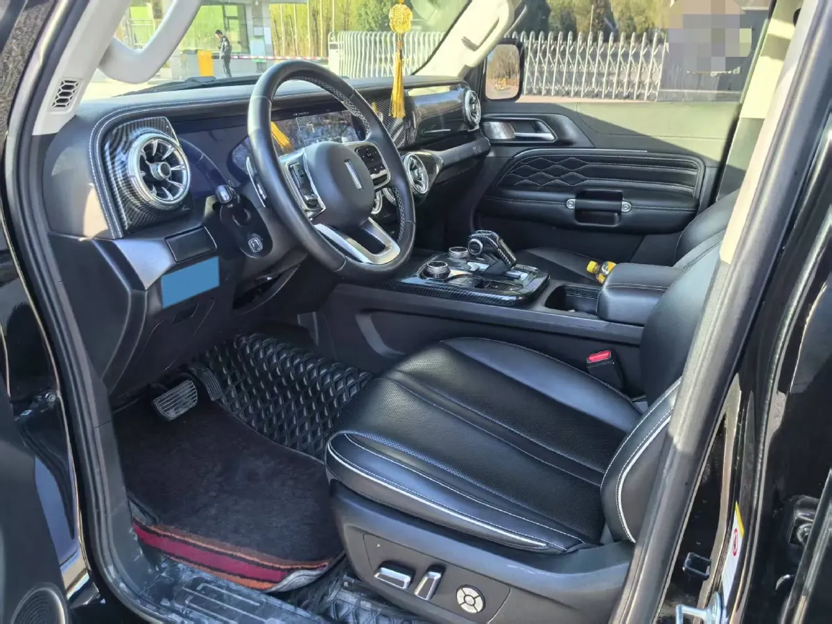 2021 Tank 300 2.0T 227HP L4 8AT,autocango,china used car exporter,china ev exporter,chinese used car exporter,chinese used ev exporter