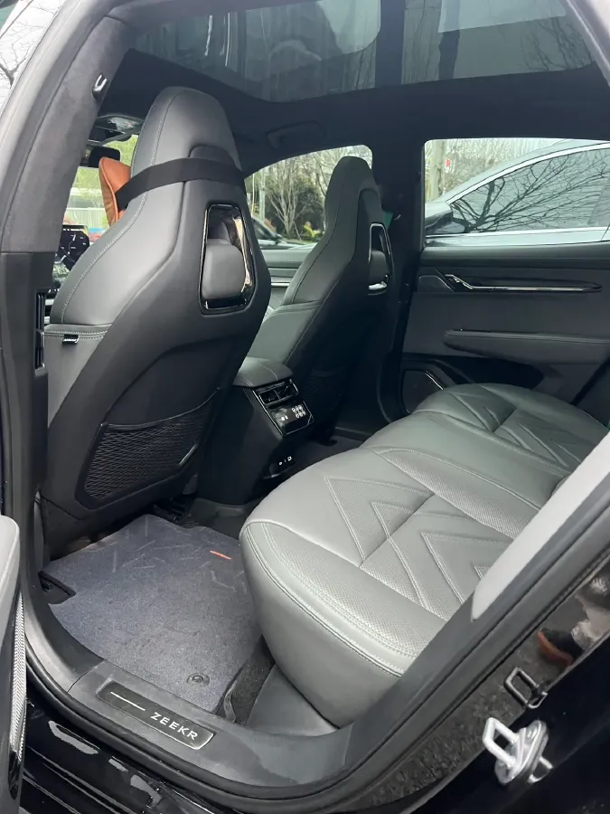 2023 Zeekr 001 BEV 86KWH,autocango,china used car exporter,china ev exporter,chinese used car exporter,chinese used ev exporter