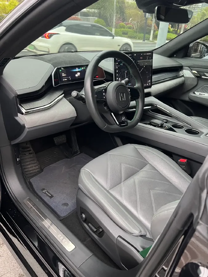 2023 Zeekr 001 BEV 86KWH,autocango,china used car exporter,china ev exporter,chinese used car exporter,chinese used ev exporter