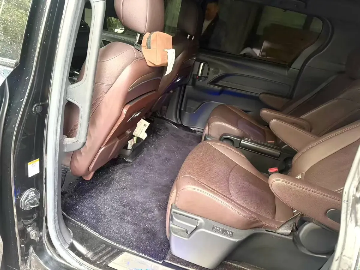 2021 Toyota Sienna 2.5L 192HP L4 E-CVT Hybrid,autocango,china used car exporter,china ev exporter,chinese used car exporter,chinese used ev exporter