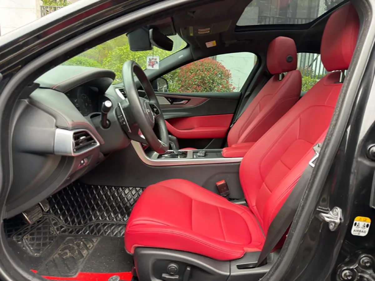 2023 Jaguar XEL 2.0T 250HP L4 8AT,autocango,china used car exporter,china ev exporter,chinese used car exporter,chinese used ev exporter