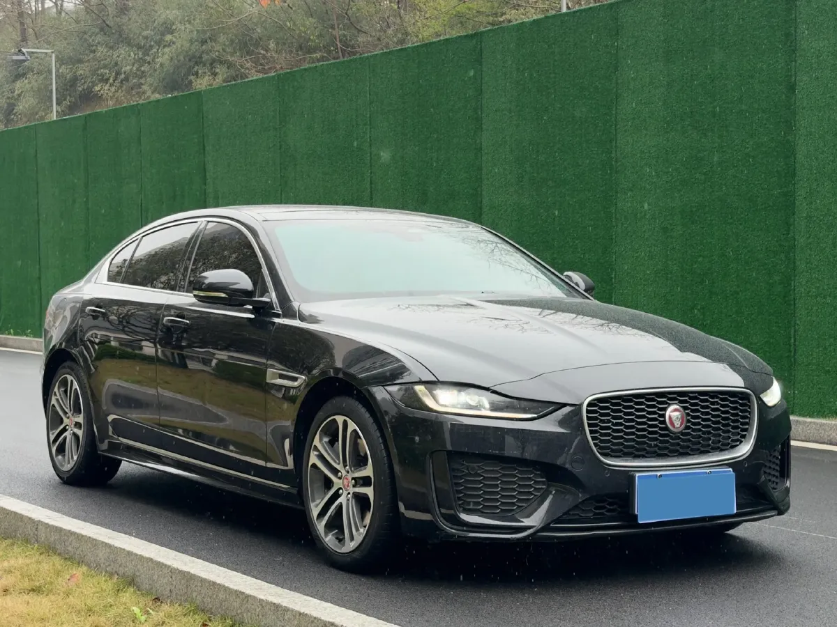 2023 Jaguar XEL 2.0T 250HP L4 8AT,autocango,china used car exporter,china ev exporter,chinese used car exporter,chinese used ev exporter