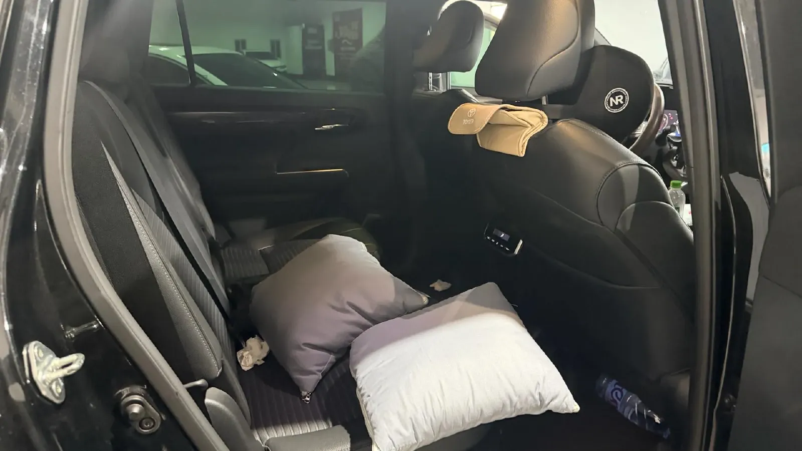 2023 Toyota Crown Kluger 2.5L 189HP L4 E-CVT Hybrid,autocango,china used car exporter,china ev exporter,chinese used car exporter,chinese used ev exporter