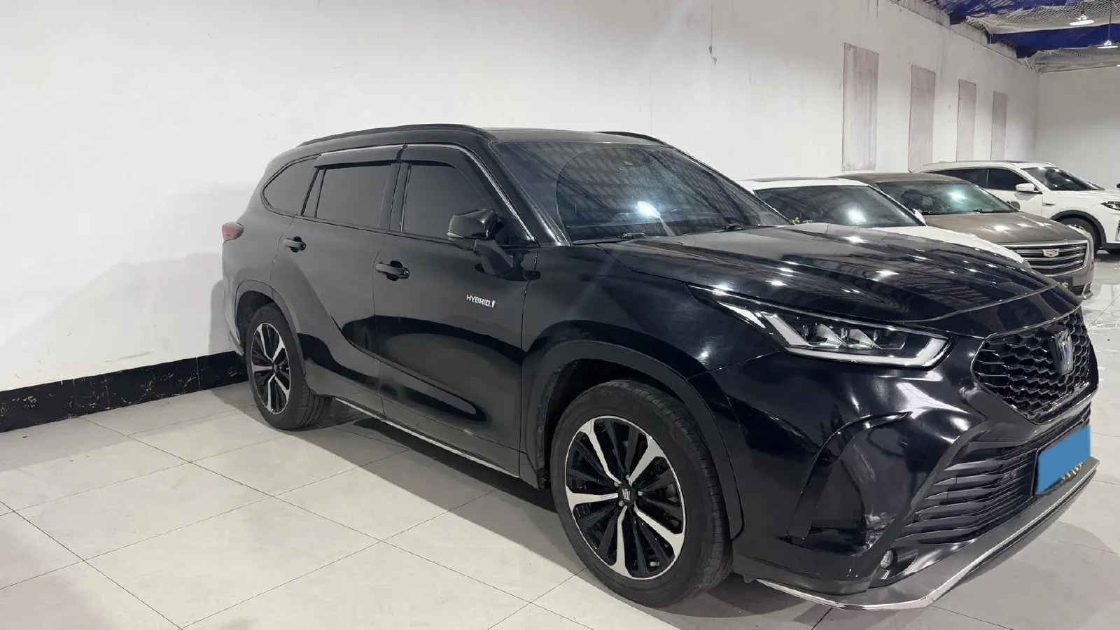 2023 Toyota Crown Kluger 2.5L 189HP L4 E-CVT Hybrid,autocango,china used car exporter,china ev exporter,chinese used car exporter,chinese used ev exporter