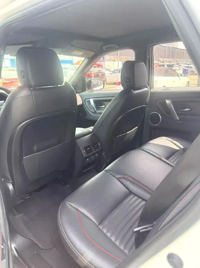 2020 Land Rover Discovery Sport 2.0T 249HP L4 9AT,autocango,china used car exporter,china ev exporter,chinese used car exporter,chinese used ev exporter