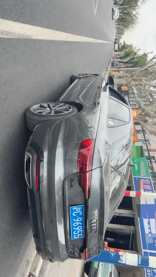 2022 Audi A4L 2.0T 190HP L4 7DCT,autocango,china used car exporter,china ev exporter,chinese used car exporter,chinese used ev exporter