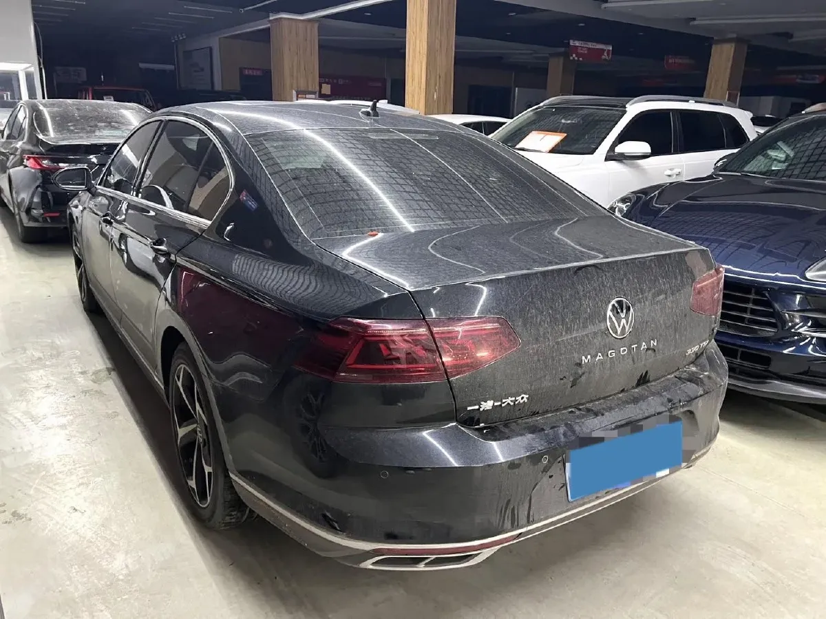 2023 Volkswagen Magotan 2.0T 186HP L4 7DCT,autocango,china used car exporter,china ev exporter,chinese used car exporter,chinese used ev exporter