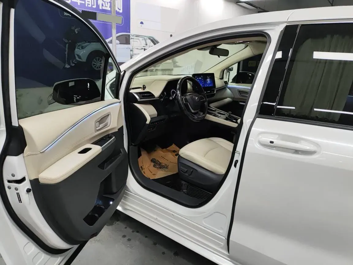 2021 Toyota Sienna 2.5L 192HP L4 E-CVT Hybrid,autocango,china used car exporter,china ev exporter,chinese used car exporter,chinese used ev exporter