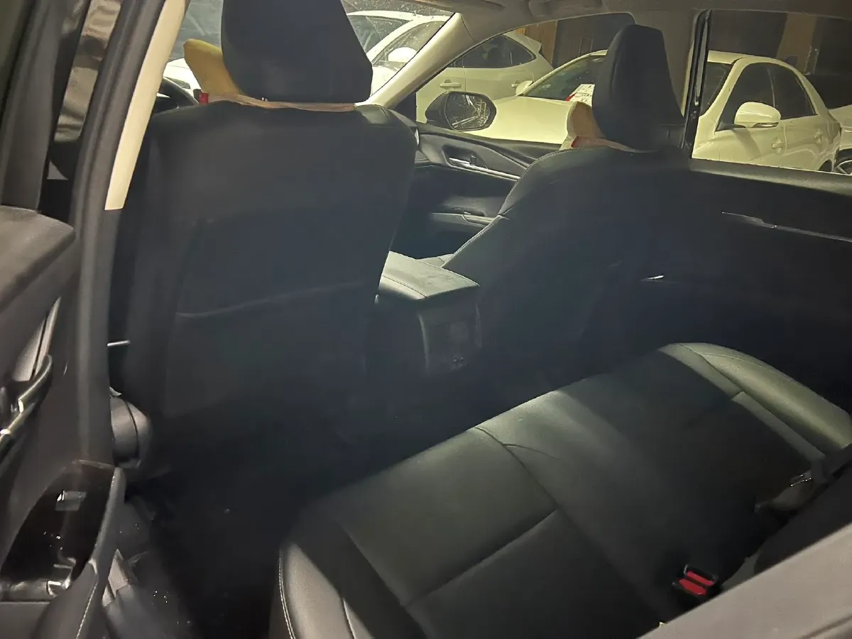 2026 Toyota Camry 2.0L 152HP L4 E-CVT Hybrid,autocango,china used car exporter,china ev exporter,chinese used car exporter,chinese used ev exporter