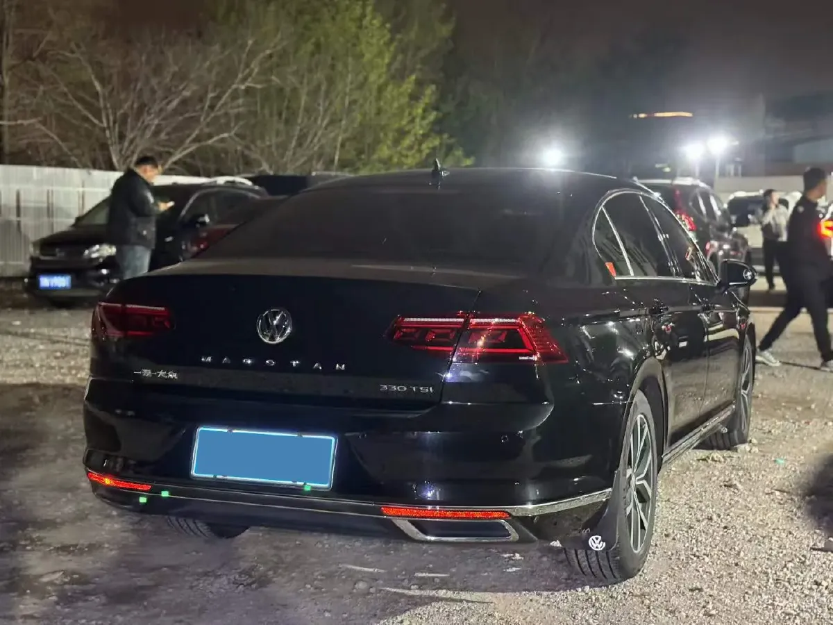 2020 Volkswagen Magotan 2.0T 186HP L4 7DCT,autocango,china used car exporter,china ev exporter,chinese used car exporter,chinese used ev exporter