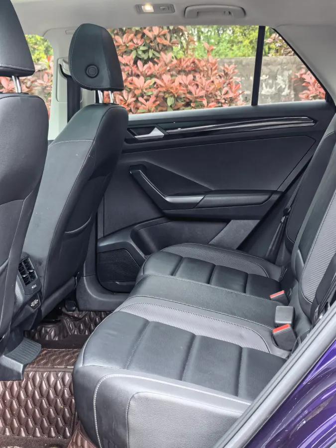 2020 Volkswagen T-Roc 1.4T 150HP L4 7DCT,autocango,china used car exporter,china ev exporter,chinese used car exporter,chinese used ev exporter