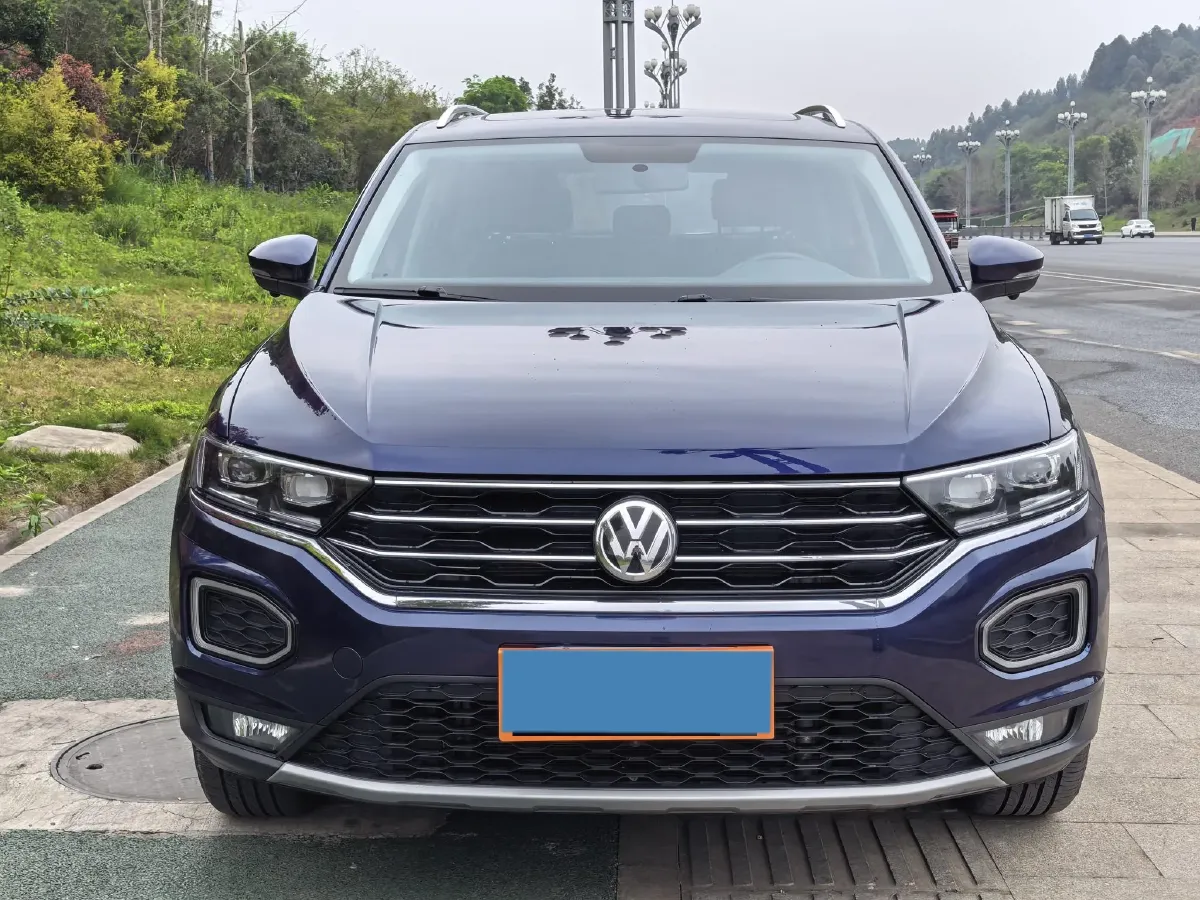 2020 Volkswagen T-Roc 1.4T 150HP L4 7DCT,autocango,china used car exporter,china ev exporter,chinese used car exporter,chinese used ev exporter