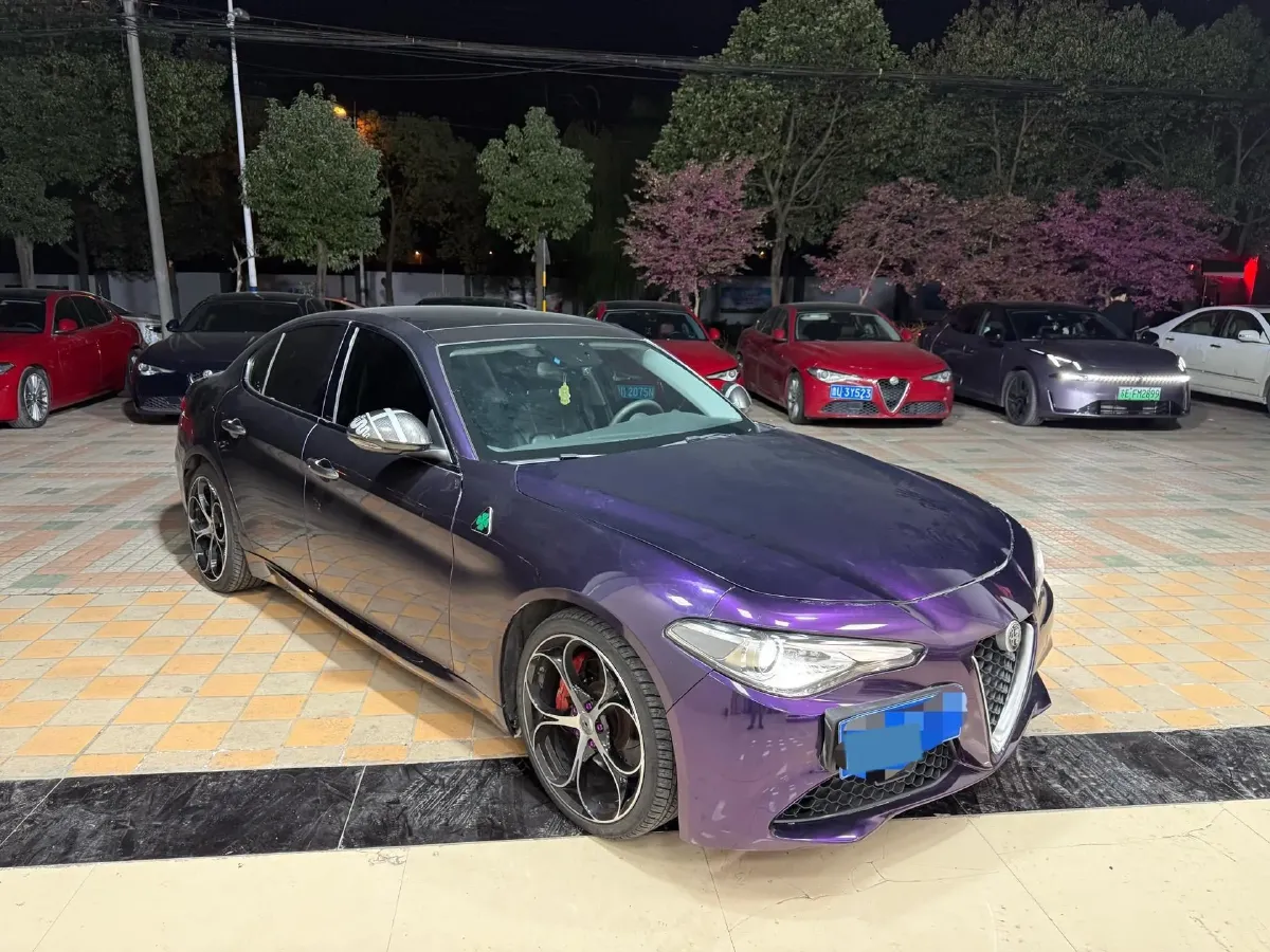 2017 Ford Mustang 2.3T 314HP L4 6AT,autocango,china used car exporter,china ev exporter,chinese used car exporter,chinese used ev exporter