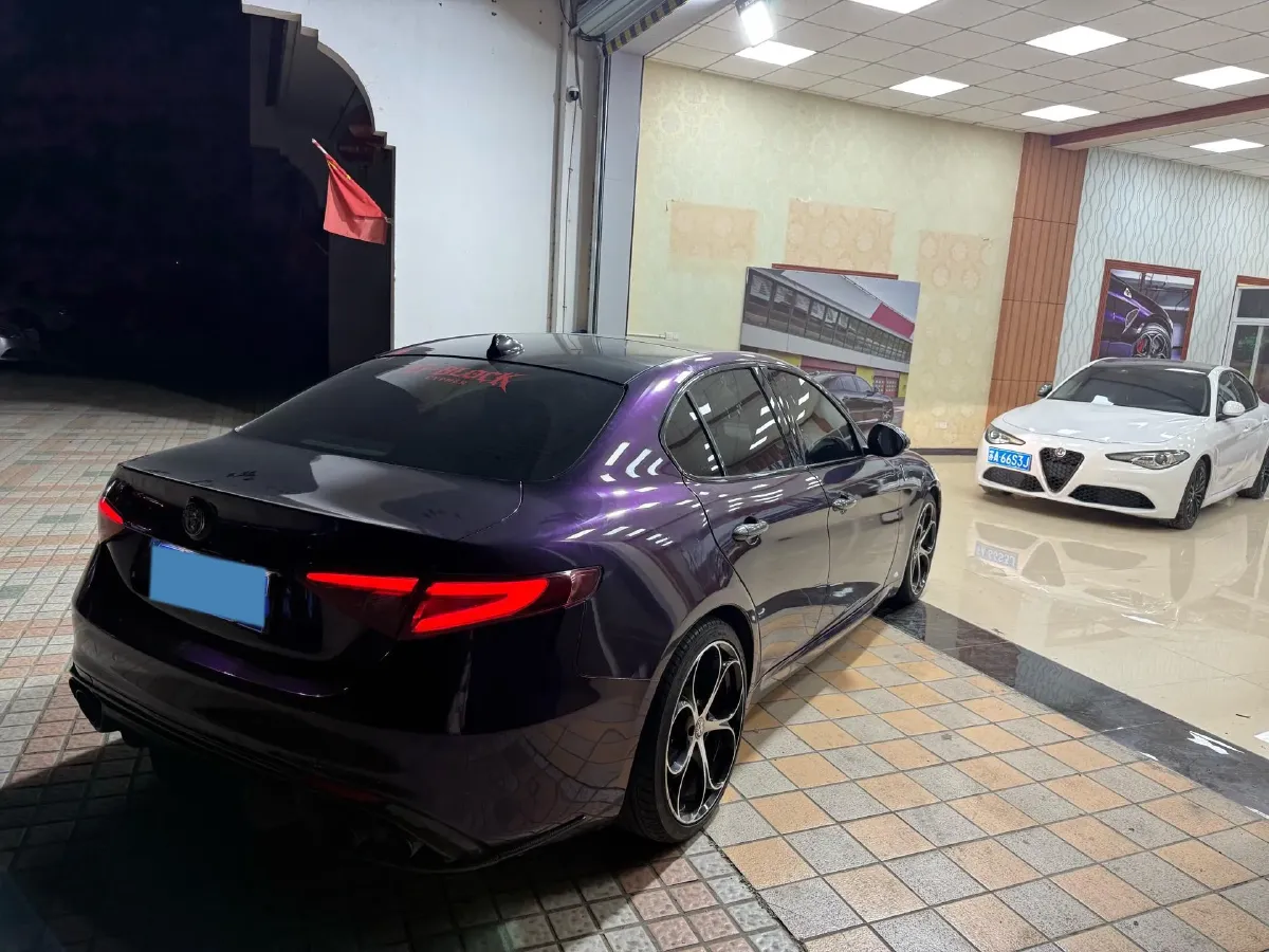 2017 Ford Mustang 2.3T 314HP L4 6AT,autocango,china used car exporter,china ev exporter,chinese used car exporter,chinese used ev exporter