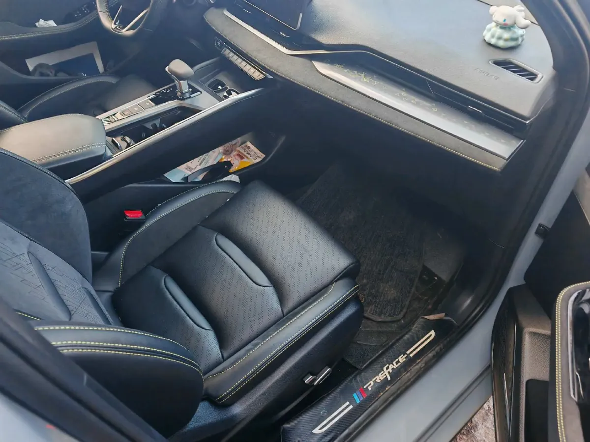 2021 Geely Preface 2.0T 190HP L4 7DCT,autocango,china used car exporter,china ev exporter,chinese used car exporter,chinese used ev exporter