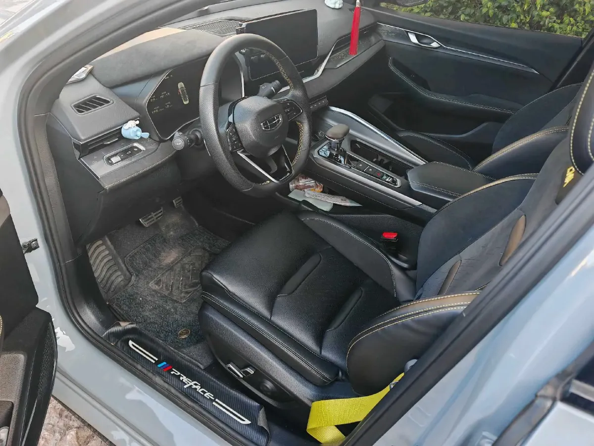 2021 Geely Preface 2.0T 190HP L4 7DCT,autocango,china used car exporter,china ev exporter,chinese used car exporter,chinese used ev exporter