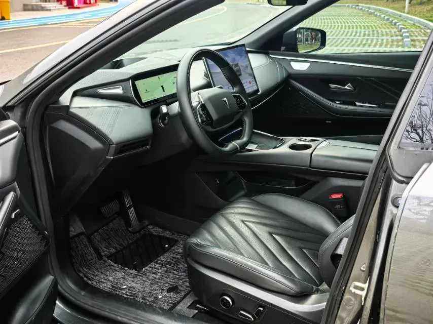 2022 DongFeng Forthing LingZhi EV BEV 68.4KWH,autocango,china used car exporter,china ev exporter,chinese used car exporter,chinese used ev exporter