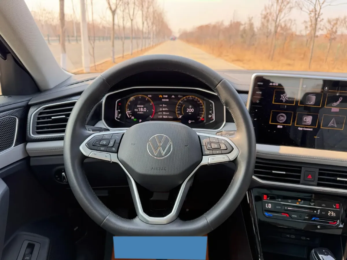 2023 Volkswagen Tayron 1.4T 150HP L4 7DCT,autocango,china used car exporter,china ev exporter,chinese used car exporter,chinese used ev exporter