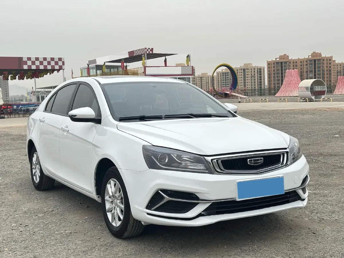 2021 BaoJun 530 1.5T 147HP L4 CVT,autocango,china used car exporter,china ev exporter,chinese used car exporter,chinese used ev exporter