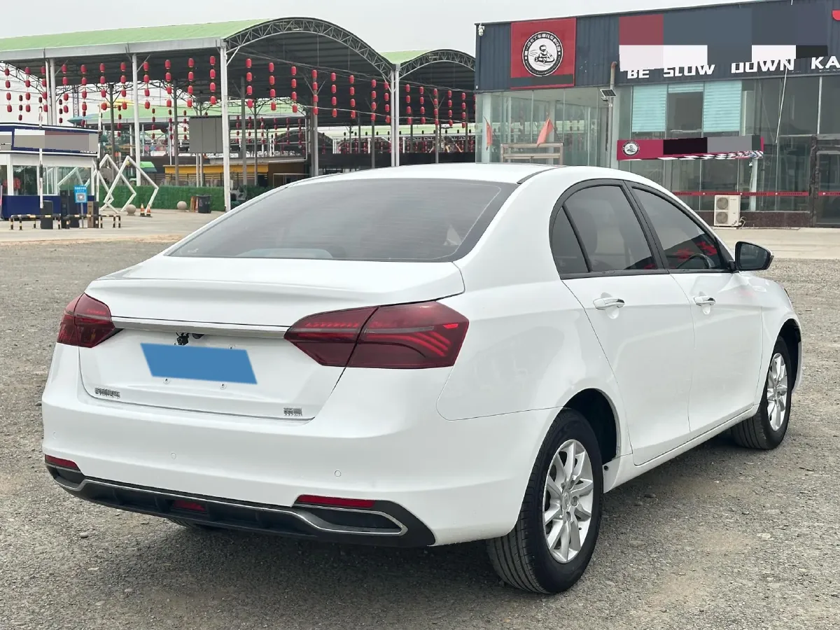 2021 BaoJun 530 1.5T 147HP L4 CVT,autocango,china used car exporter,china ev exporter,chinese used car exporter,chinese used ev exporter