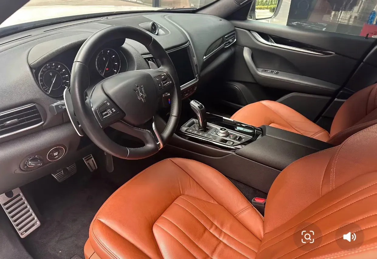 2022 Maserati Levante 2.0T 330HP L4 8AT,autocango,china used car exporter,china ev exporter,chinese used car exporter,chinese used ev exporter