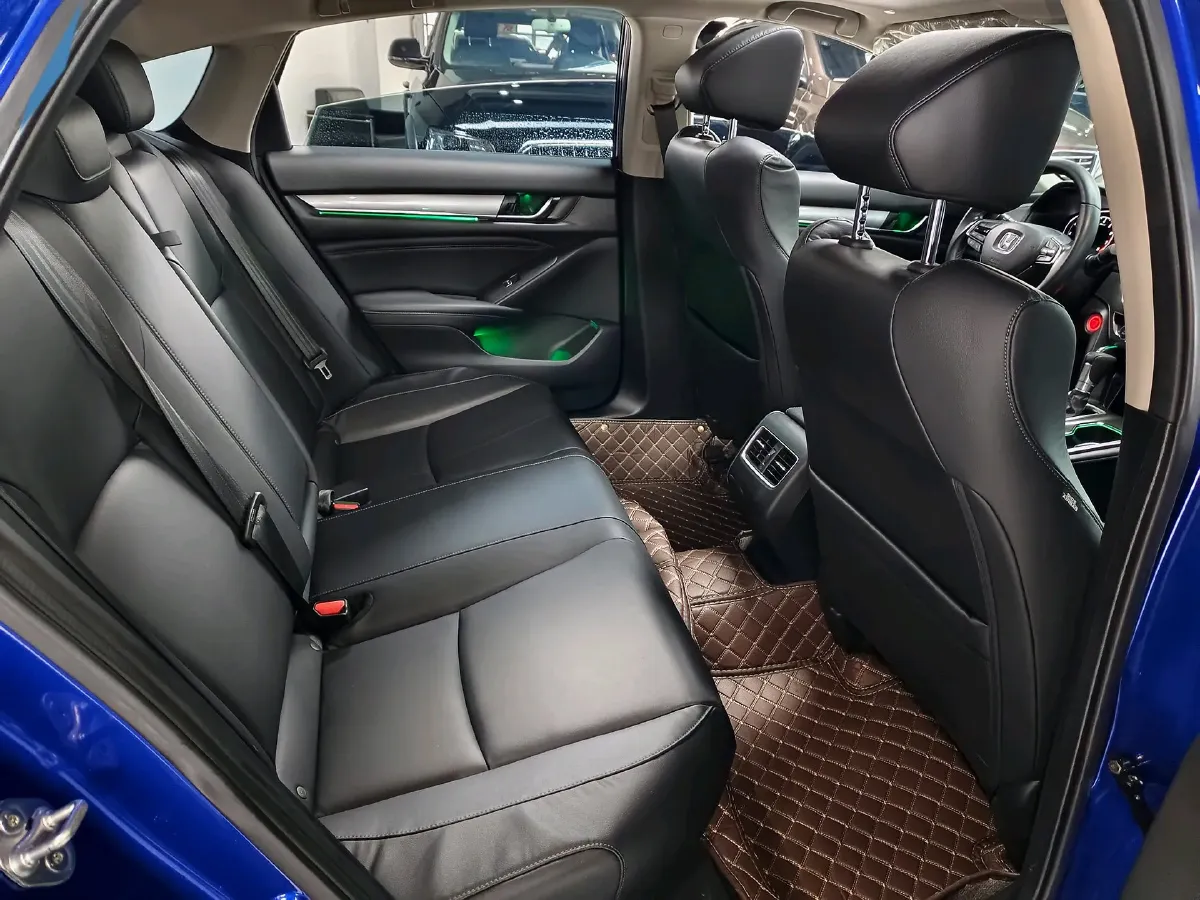 2020 ChangAn CS75 1.5T 156HP L4 PHEV 12.96KWH,autocango,china used car exporter,china ev exporter,chinese used car exporter,chinese used ev exporter