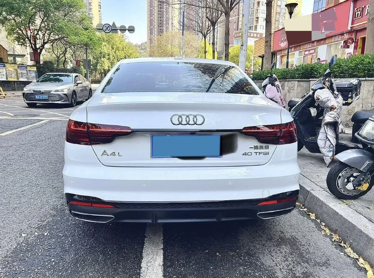 2023 Audi A4L 2.0T 190HP L4 7DCT,autocango,china used car exporter,china ev exporter,chinese used car exporter,chinese used ev exporter