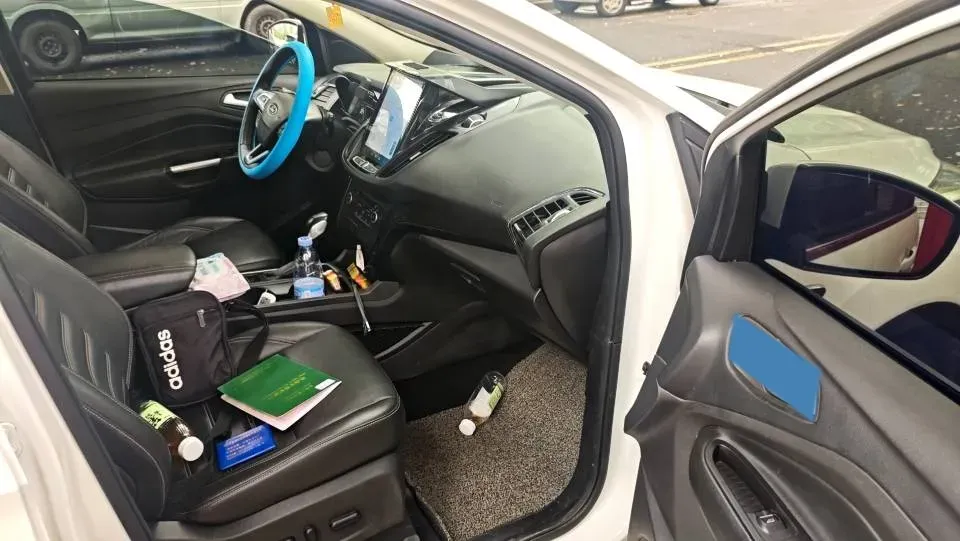 2019 Ford Kuga 1.5T 182HP L4 6AT,autocango,china used car exporter,china ev exporter,chinese used car exporter,chinese used ev exporter